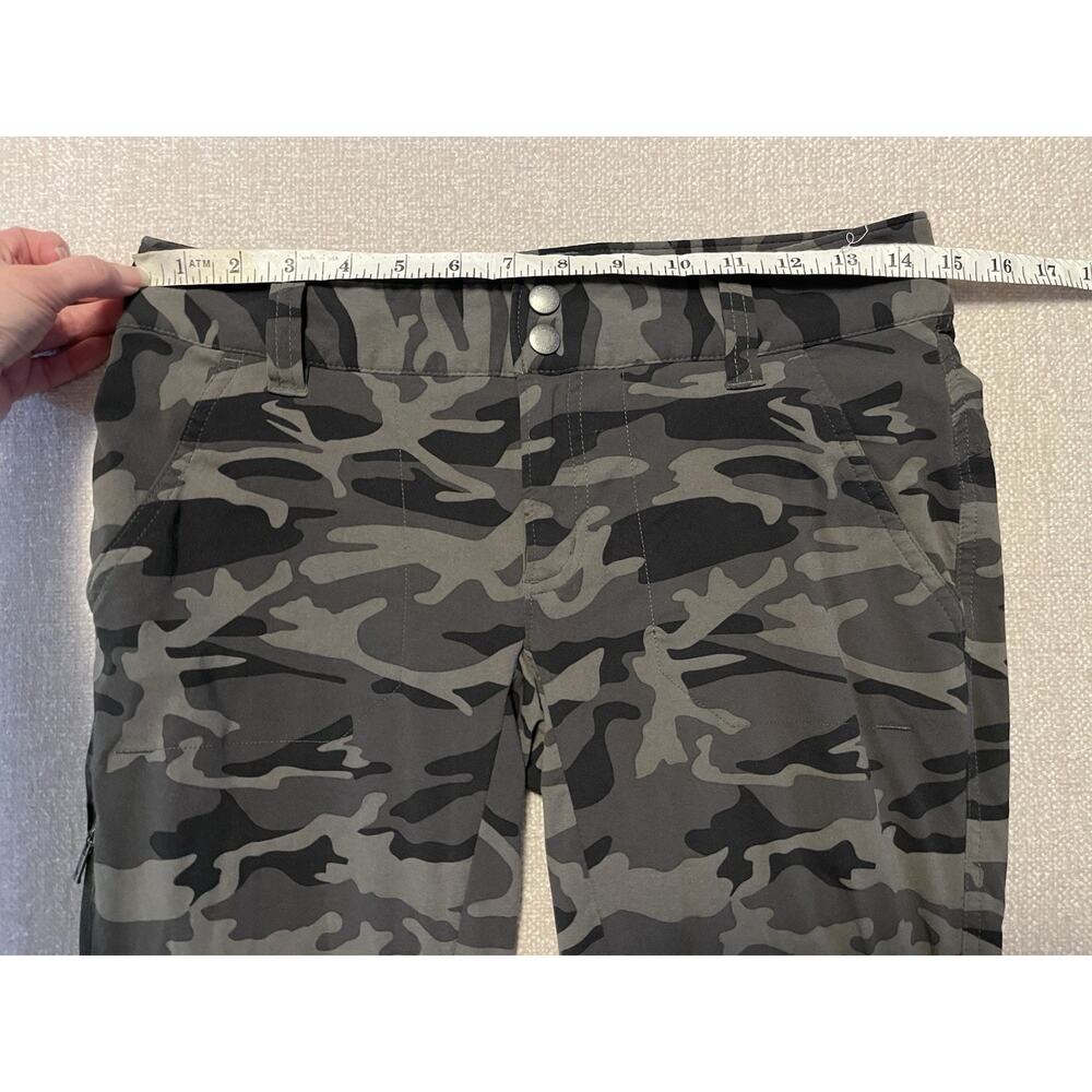 Columbia Camo Pants Womens 4 Green Hiking Utility Trail Omni-Shield Roll Tab Hem - Picture 11 of 14